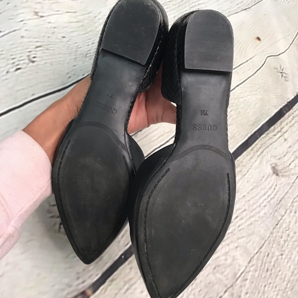 Guess leather pointed toe flats - Picture 6 of 7